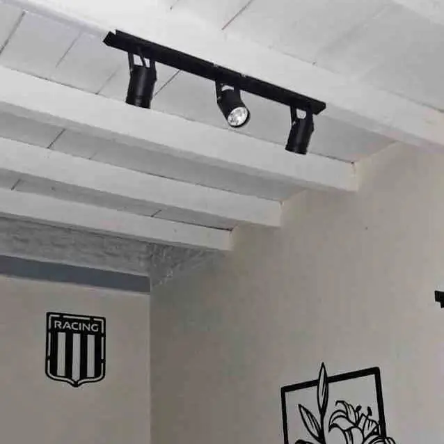 Lampara moderna de 3 spots aplique para techo o pared