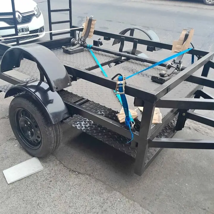 Tráiler 1.50 más lanza 1.20 x 1.25 x 50 de altura precio es con cubiertas luces incluida listo para