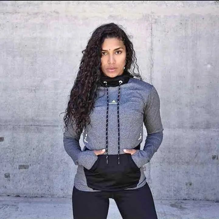 Buzo fashion active urban luxury