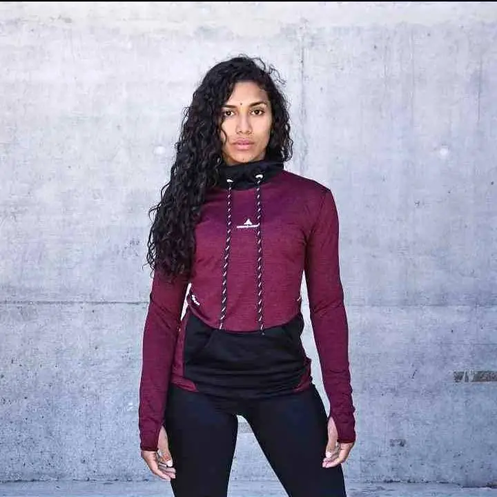 Buzo fashion canguro mujer deportivo urban luxury envíos a todo el pais local al público en flore