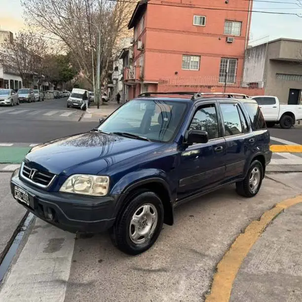 Leer descripción Honda CR-V 2.0 4x4 año 1999 junta soplada, pero está en marcha nafta$4.300.000
