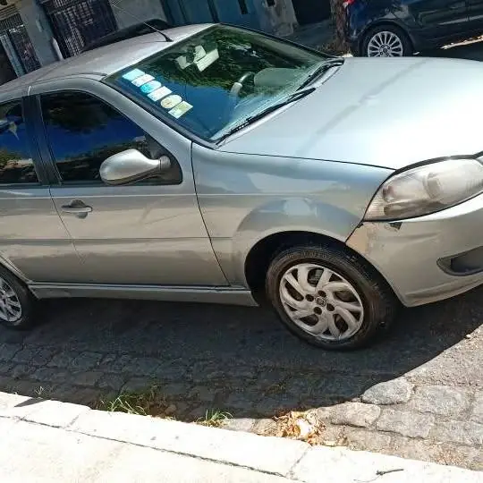 Fiat siena 2014 fire 1.4 con gnc full mecanica exelente funcionando a Nafta y gnc(TITULO y cedula)