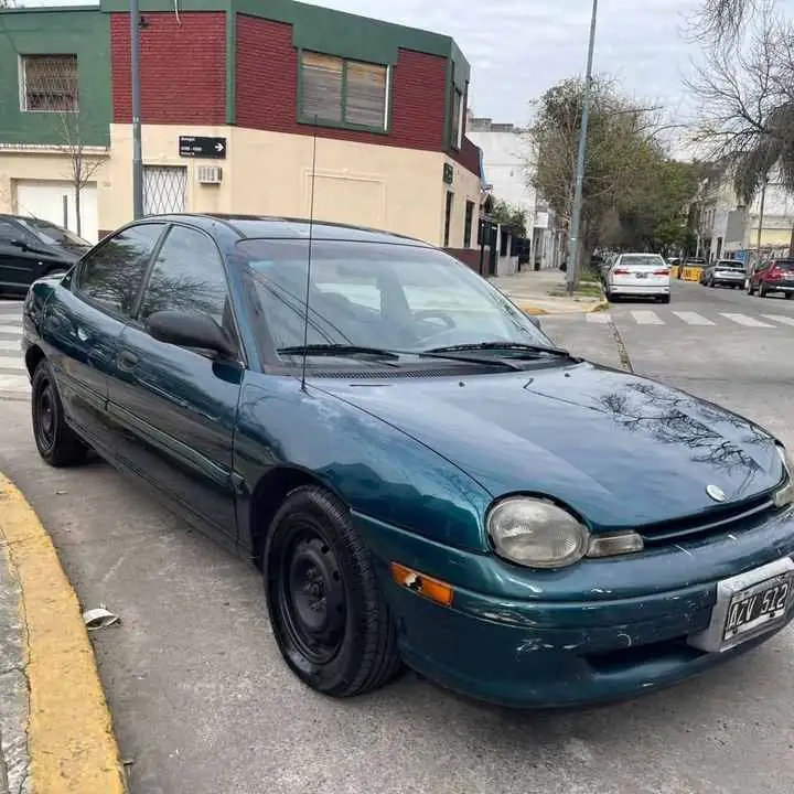 Chrysler neon 1996 2.0 nafta 16V Excelente mecánica y funcionamiento Listo para transf