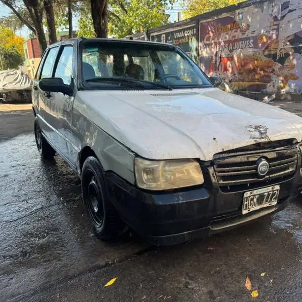 Fiat uno fire.2009 con gnc con aire sin funcionar toda la documentacion stereo pionner escape$1.700