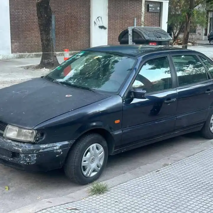 Volkswagen passat 1996 2.0 nafta Buena mecánica y funcionamiento Todos los papeles