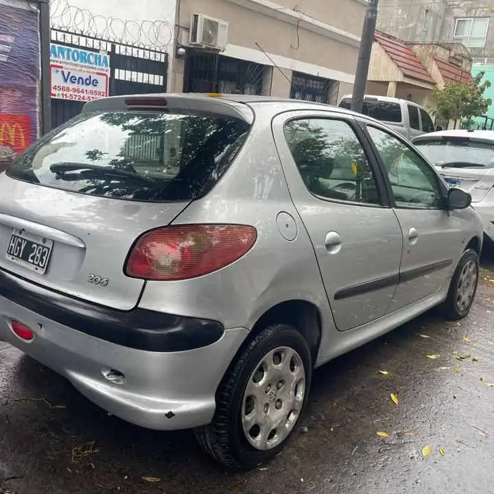 Peugeot 206 2008 1.6 nafta Listo para transferir (fundido) no arranca REMATO$1.500.000