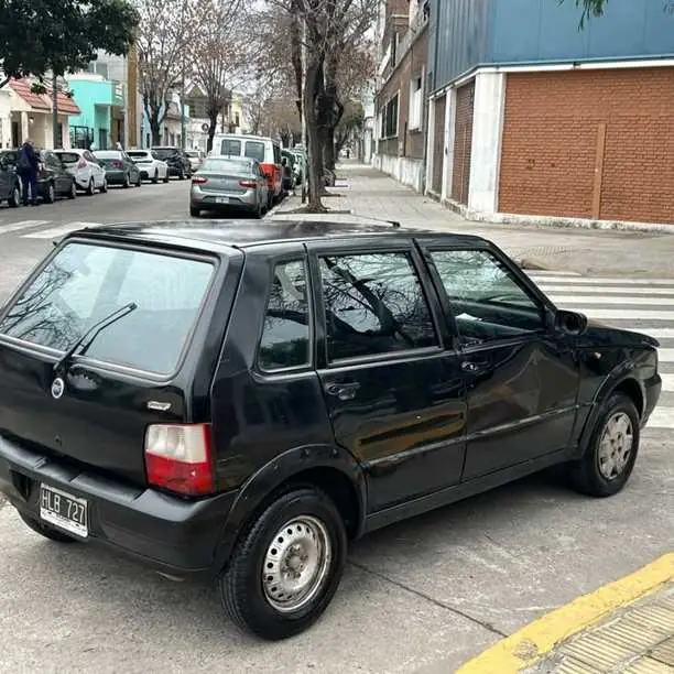 Fiat uno 2009 con gnc excelente mecánica y funcionamiento documentacion completa$3.800.000