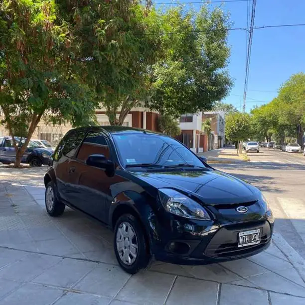 Ford ka nafta 1.6 (titular fallecido!) 19 mil kilometros! aire y direccion.cierre levanta cristale