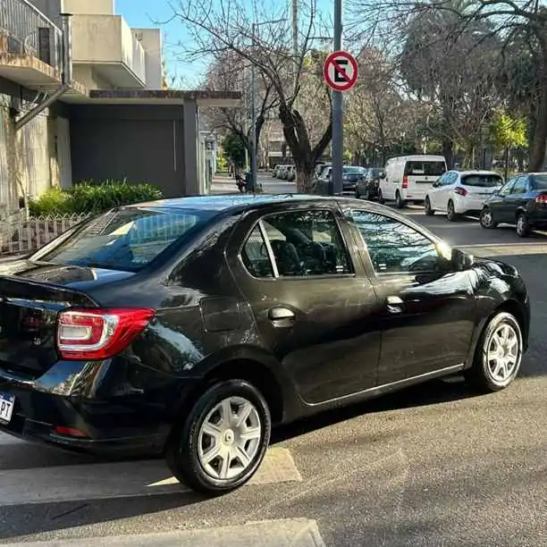 Renault logan 2017 ex taxi naftero authentique excelente estado y funcionamiento $6.900.000
