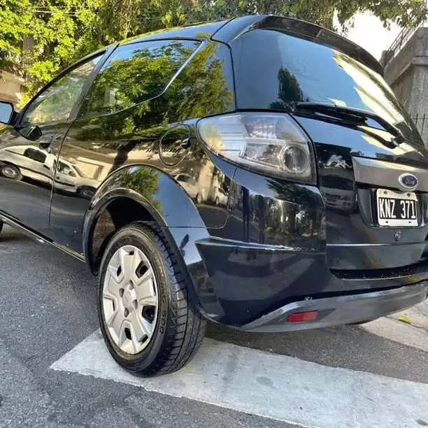Vendo! Ford ka 2012 andando excelente listo para transferir aire congela 4 cubierta okm