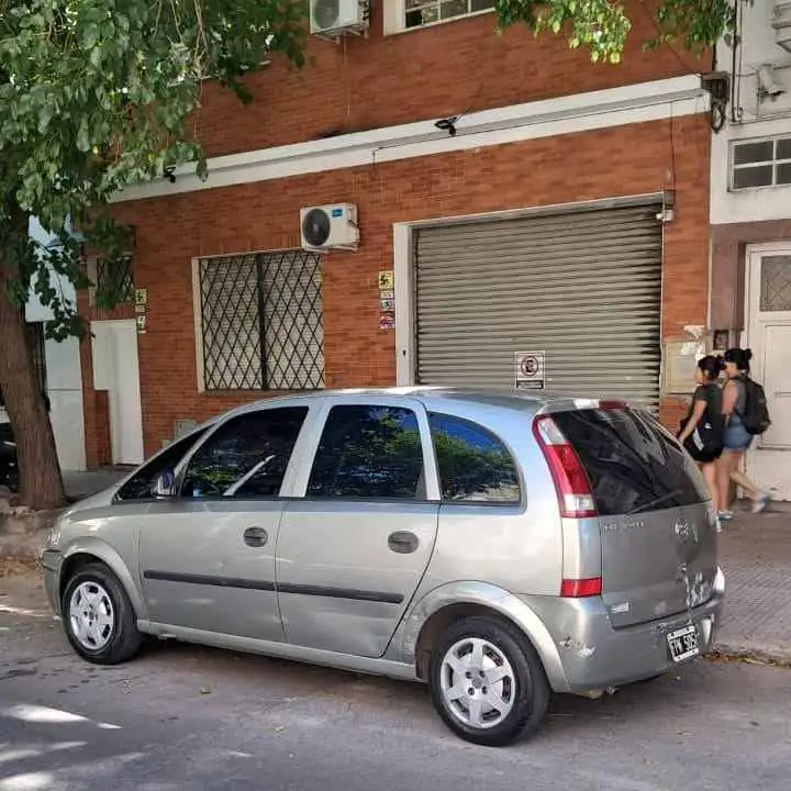 Chevrolet meriva gl 1.8 2007 con gnc exelente estado y funcionamiento bien de cubiertas$4.300.000