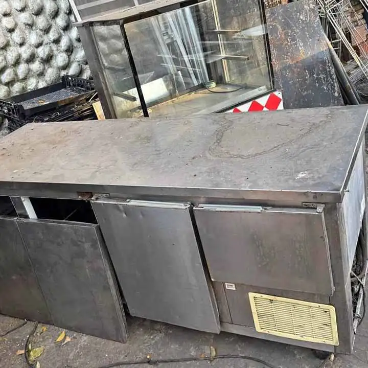 Heladera bajo mesada acero inoxidable