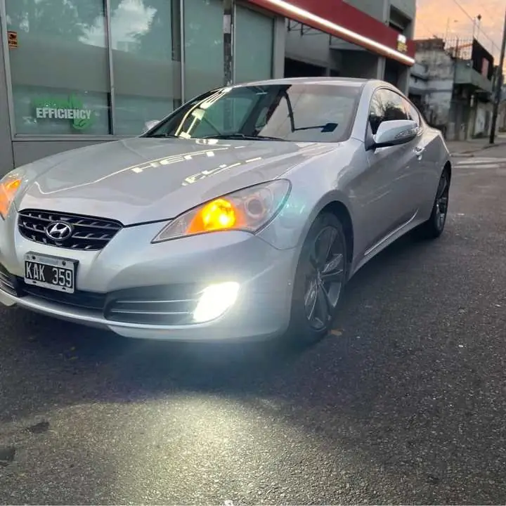 Hyundai genesis coupe 2.0T (210cv)