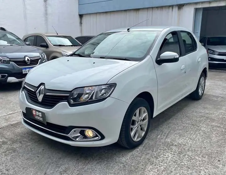 2018 Renault Logan 1.6 Privilege full en muy buen estado! Vendo o permuto