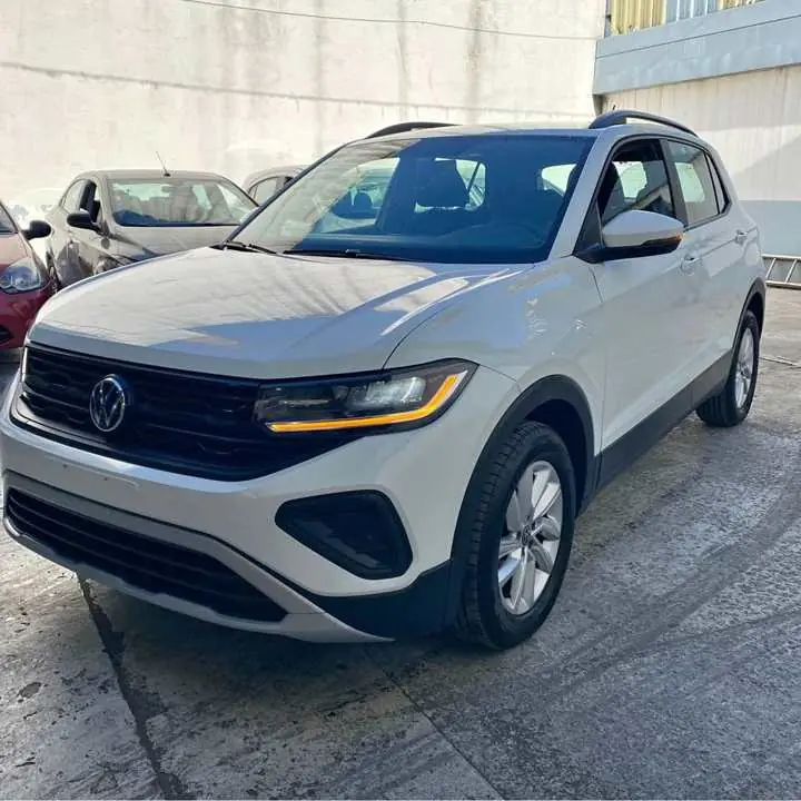 2025 Volkswagen T-Cross L/24 Trendline AT 200TSI impecable estado!