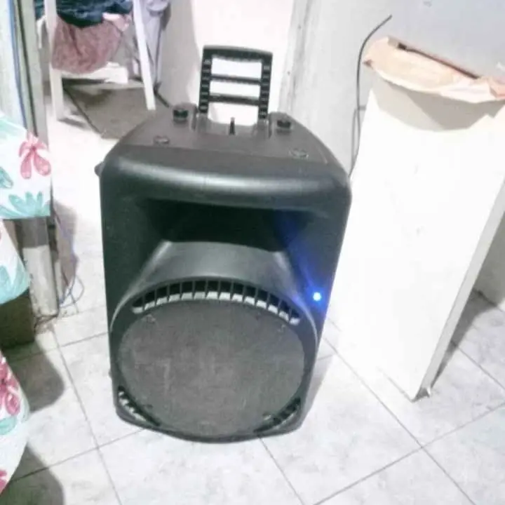 Vendo parlante no funciona el volumen