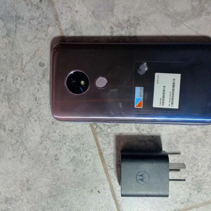 Vendo moto e5. No funciona solo para repuestos, se cayó al agua