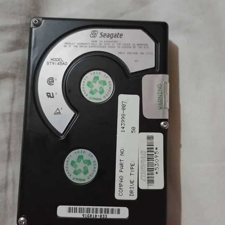 Vendo. Disco rígido de notebook. Funciona