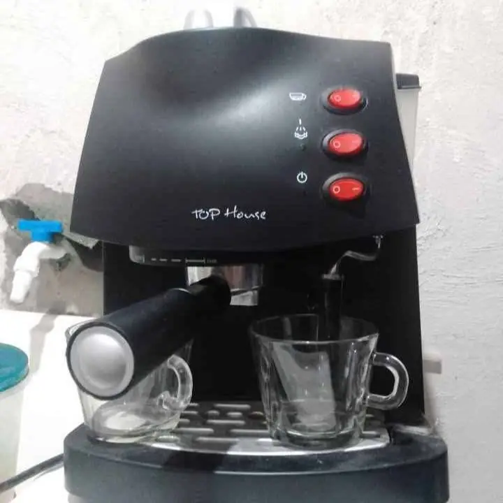 Vendo cafetera como nuevo funciona bien todo