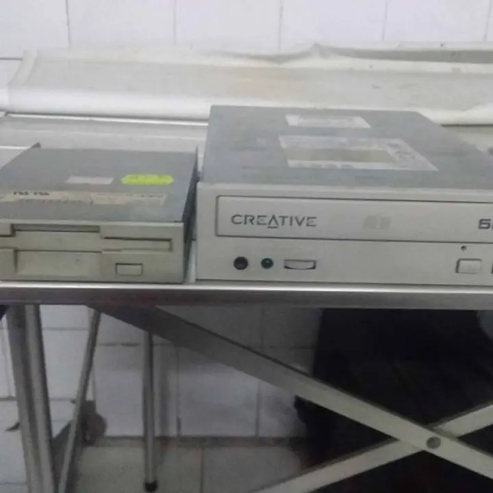 Vendo articulos de pc...y netbok..en buen estado funcionando