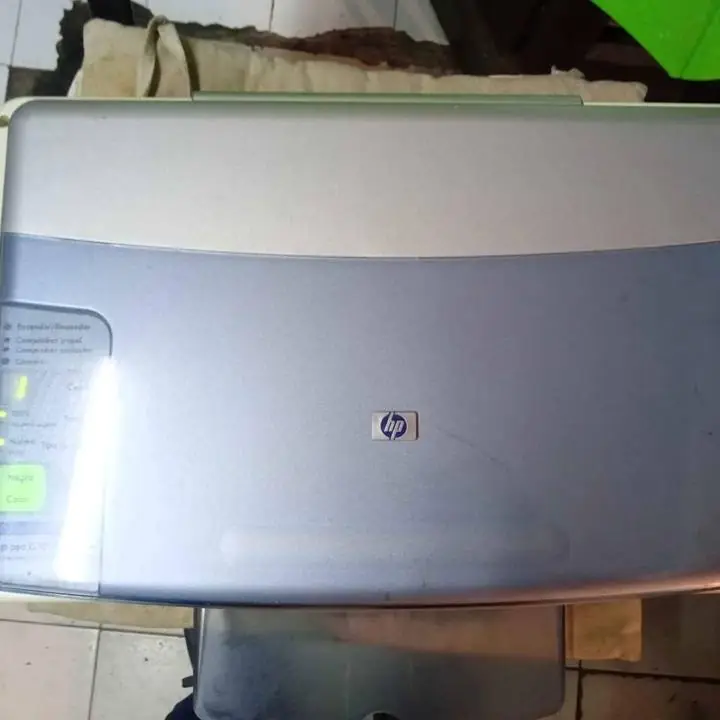 Vendo. Impresora HP..psc 1210 ..all in one.. funciona todo.m
