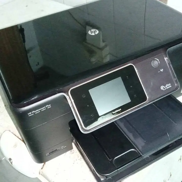 Vendo ..impresora funcionando perfectamente bien..solo m falta el cargador ...yo lo usaba