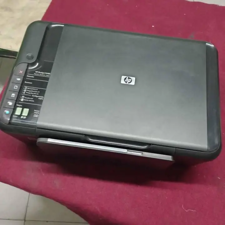 Vendo. Impresora HP f4480. Funciona todo..sin cargador