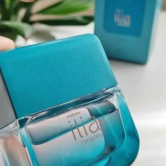 Ilia completa Eau de parfum natura Cerrado y sellado perfume Floral acuoso