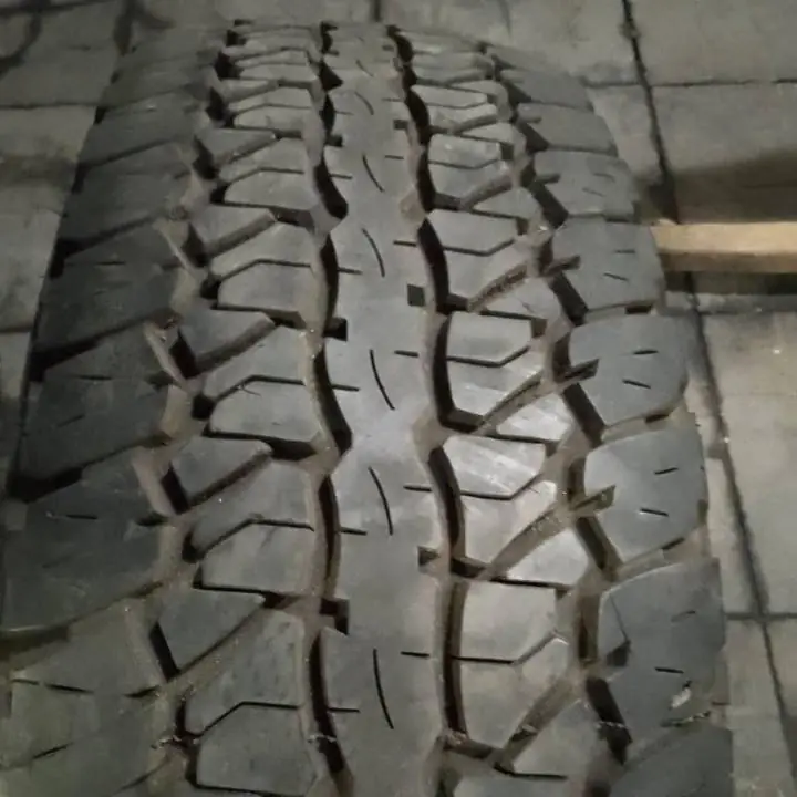 Cubierta 235/75/15