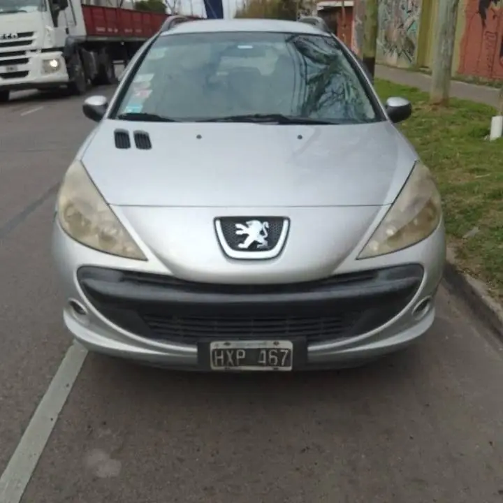 Peugeot 207 sw 1.6 GNC 5ta generación