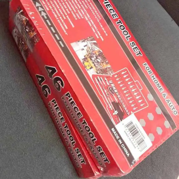Caja de 46 tubos con crique