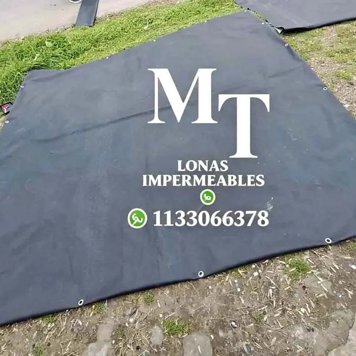 Lonas impermeables con ojales