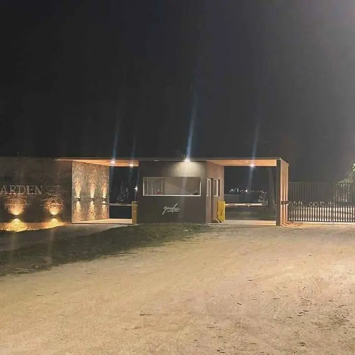 Vendo terreno en barrio privado