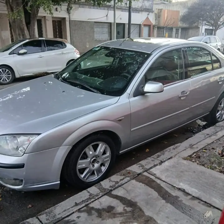 Ford mondeo año 2006 tdci 2.0 turbo diesel ghia full full tope de gama $1.800.000 cel