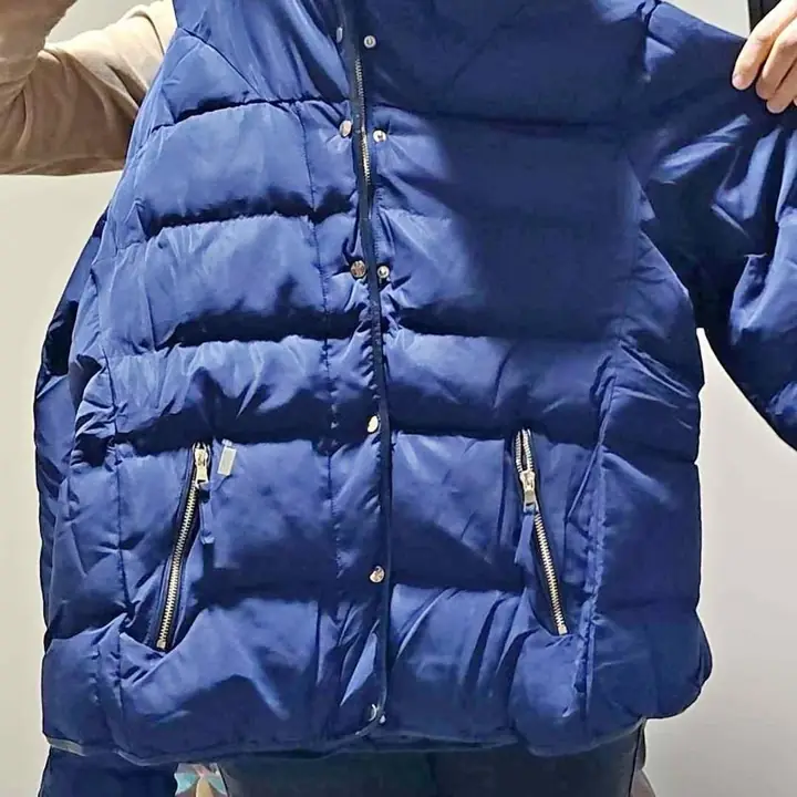 Campera Nueva Pluma Talle XL L de Mujer con Capucha