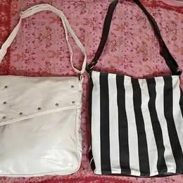 Carteras/morral x 5 cuero exc estado paternal las 2 x $6000