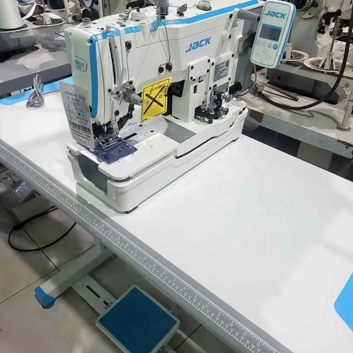 Ojal Recto Jack