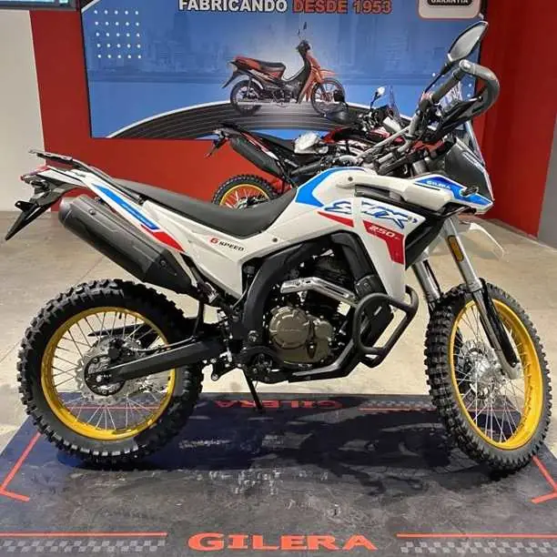 Gilera smx 250 adv