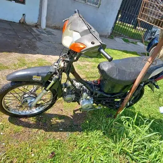 Moto 110 blitz todo los papeles