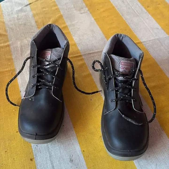 Zapatos de seguridad con punta de acero