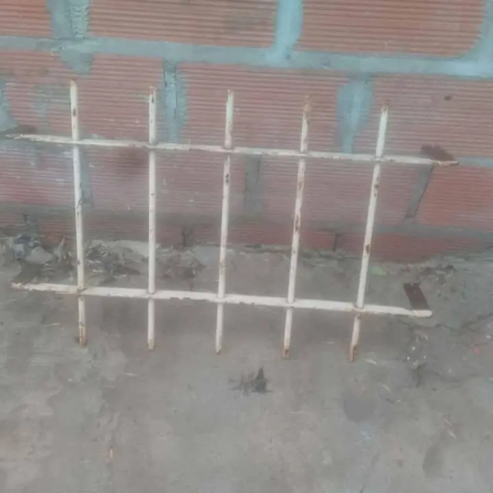 Reja para ventana de baño 4mil