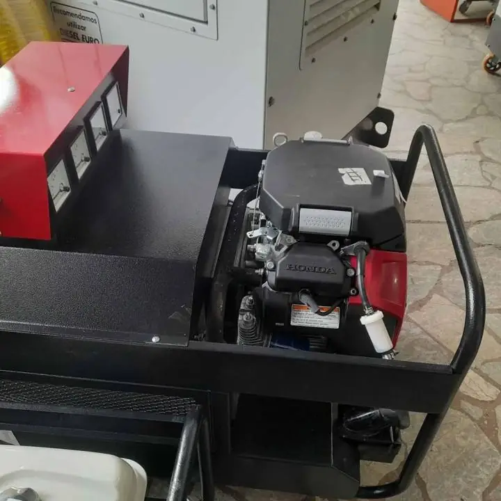 Grupo electrógeno honda GX630 trifasico o monofasico okm