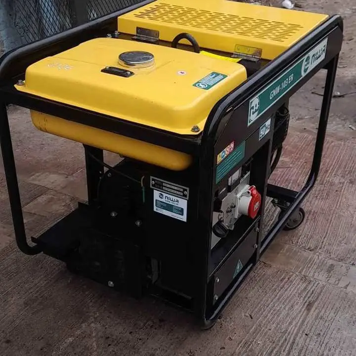 Grupo electrógeno 10.5KVA trifasico solo uso de prueba como nuevo
