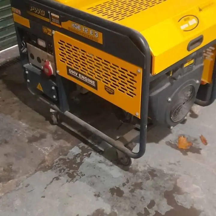 Grupo electrógeno 10.5 kva trifasico, 332 horas de uso, oferta junio