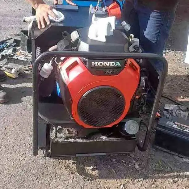 Nueva entrega 15 kva Honda japonés trifasico, panadería la plata