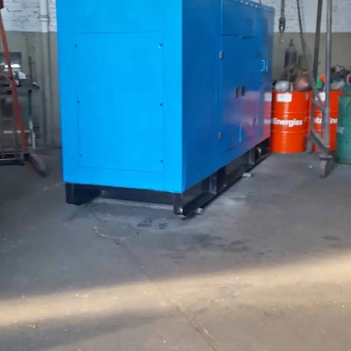 178 Kva cummins insonorizado, 1 años de garantía