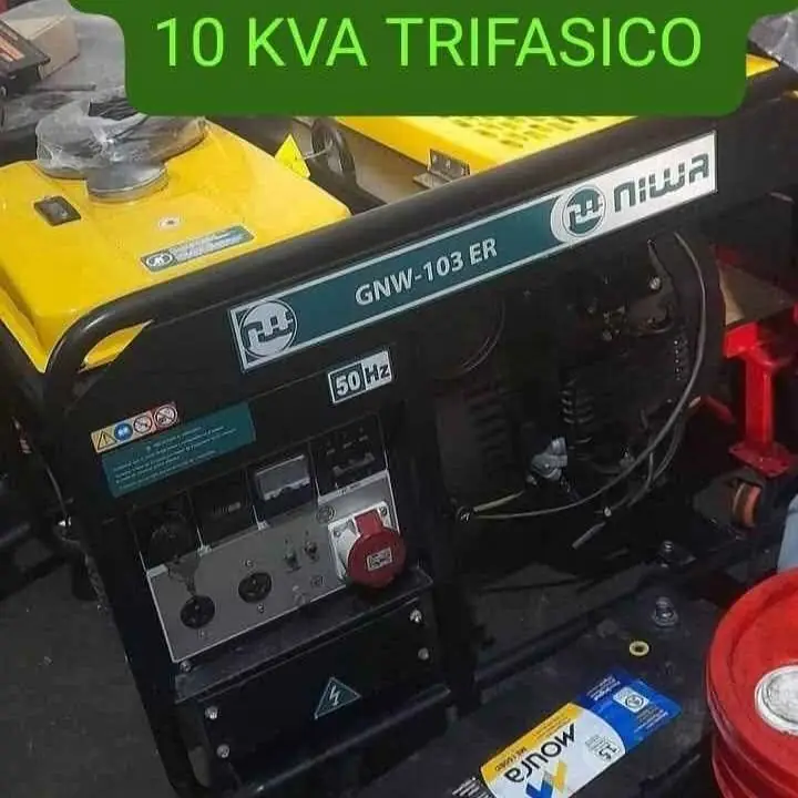 Generador 10 kva trifasico, solo 35 horas de uso, como nuevo