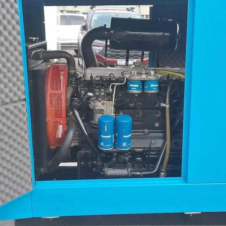 Grupo electrógeno 85 kva perkins trifasico diésel, como nuevo oferta setiembre
