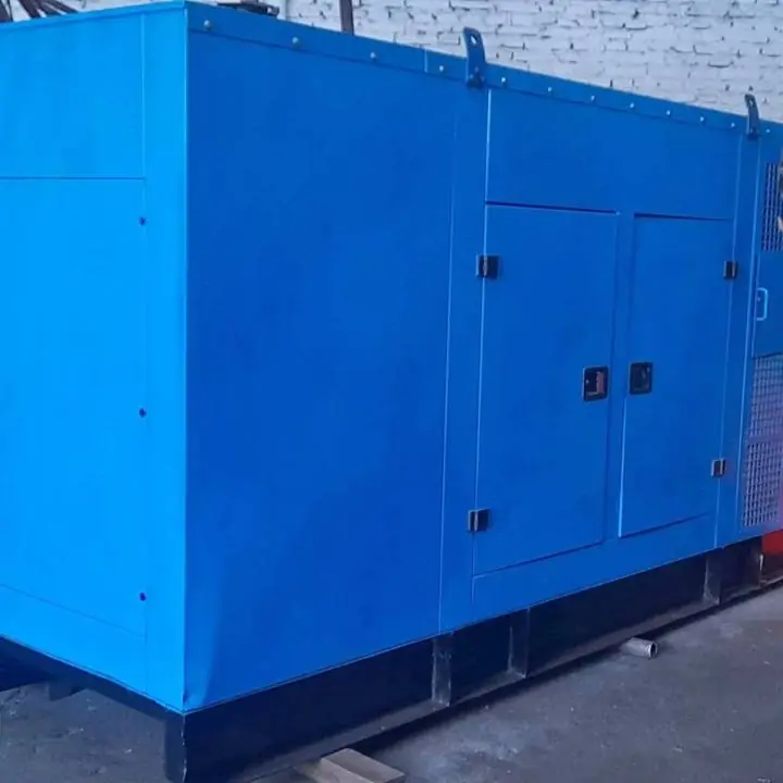 Grupo electrógeno 178 kva cummins trifasico diésel, cabinado