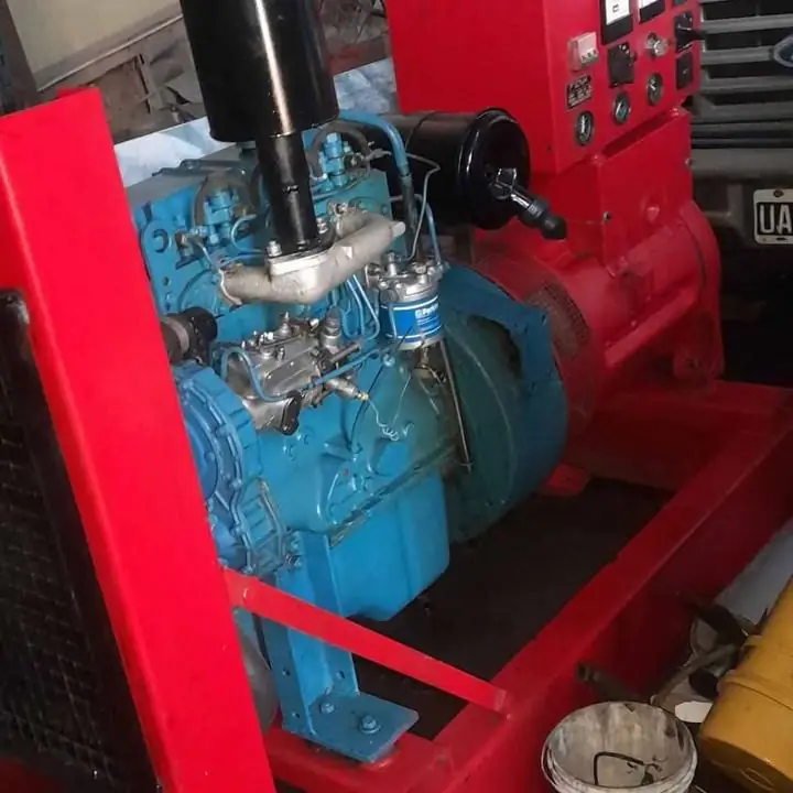 Grupo electrógeno 30 kva perkins trifasico diésel, como la foto